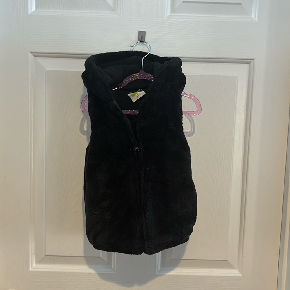 Crazy 8 Hooded Black Bear Fleece Vest 3T